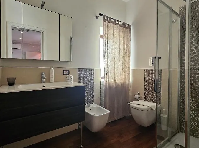 Un Balcone Su Via Bordonaro By Wonderful Italy *