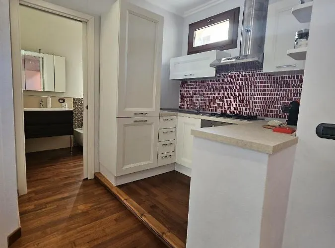 Un Balcone Su Via Bordonaro By Wonderful Italy *